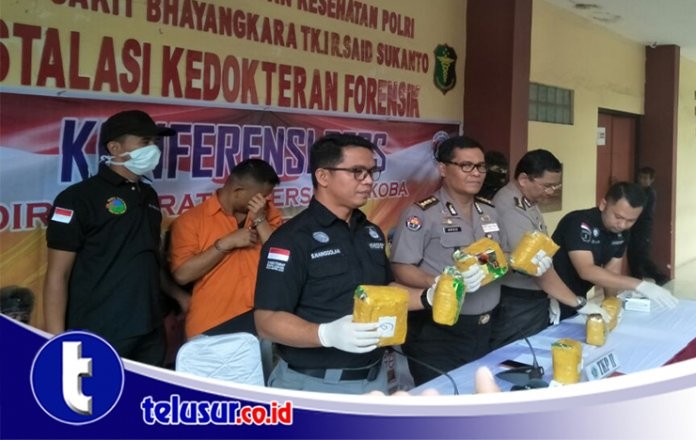 Rebut Senjata Polisi dan Ingin Melarikan Diri, Bandar Sabu Ditembak Mati