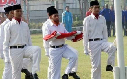 Pengalaman Peracik Bom Terbaik Dunia Umar Patek Jadi Pengibar Bendera