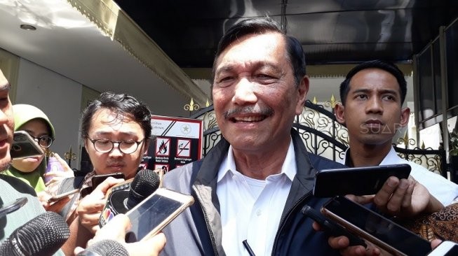 Depan Ribuan Mahasiswa, LBP Bicara Pembangunan Ekonomi Dan Jangan Impor