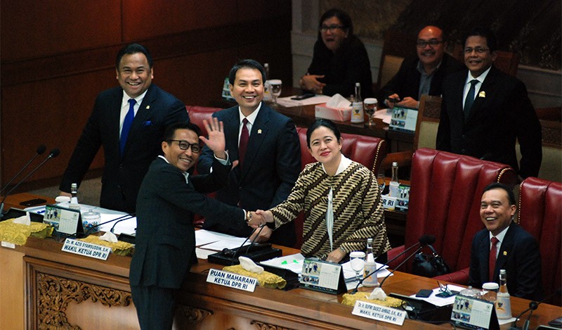 Laporan Ketua Komisi III DPR Herman Herry