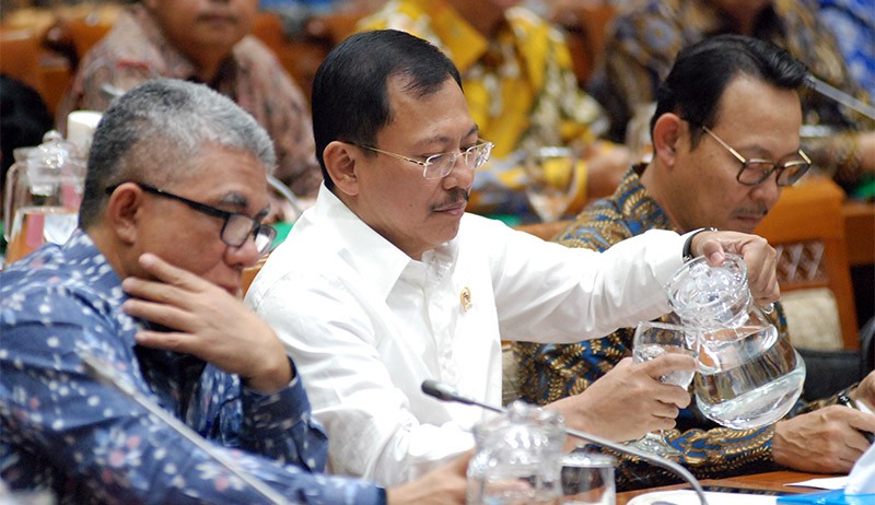 Minum Air Putih Dulu Ah..!