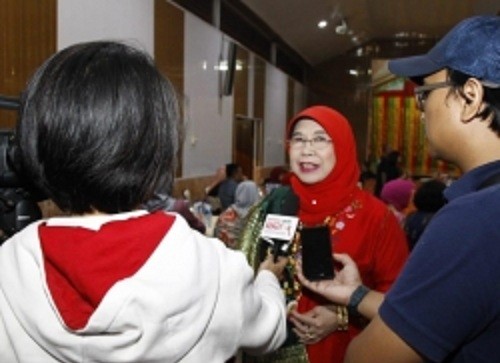 DPD RI Dorong Songket Silungkang Bisa Go International
