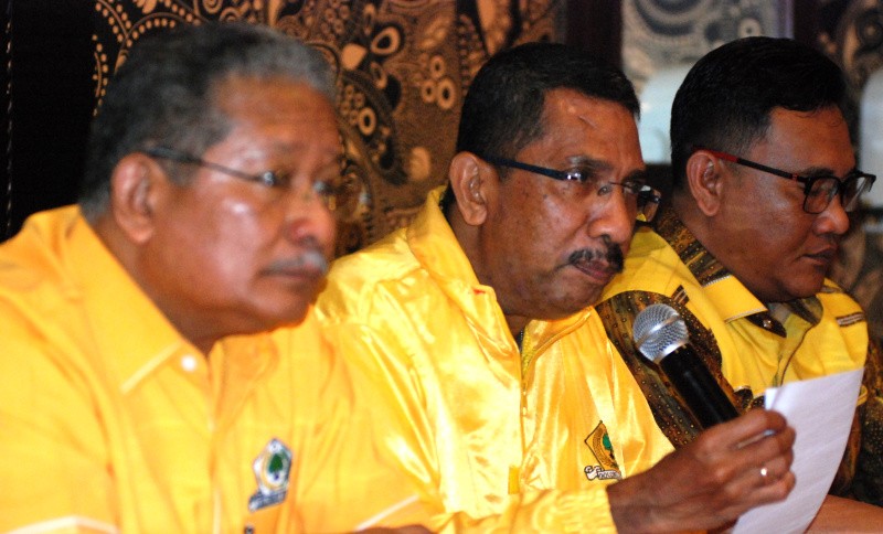 Airlangga Hartarto Harus Menyerahkan " Izin Tertulis" Dari Presiden RI