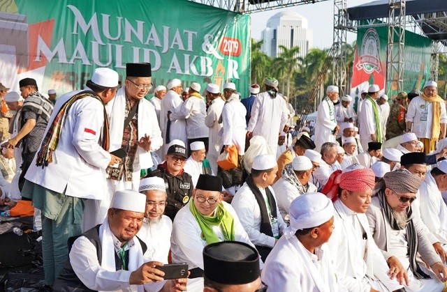 Kata Fadli, Ada Oknum Dalam Negeri Yang Halangi Kepulangan HRS 