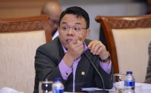 Hadapi Covid-19, PAN Tetapkan Gaji Anggota DPR Dipotong Lebih Besar