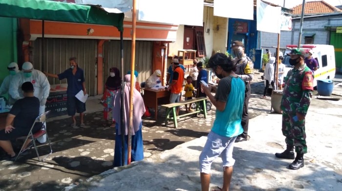 Warga Asemrowo Diminta Ikut Rapid Test