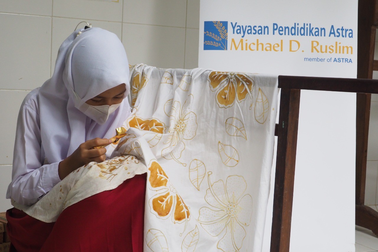 Yayasan Astra Beri Pelatihan Membatik Bagi Siswa-Siswi di Gunung Kidul