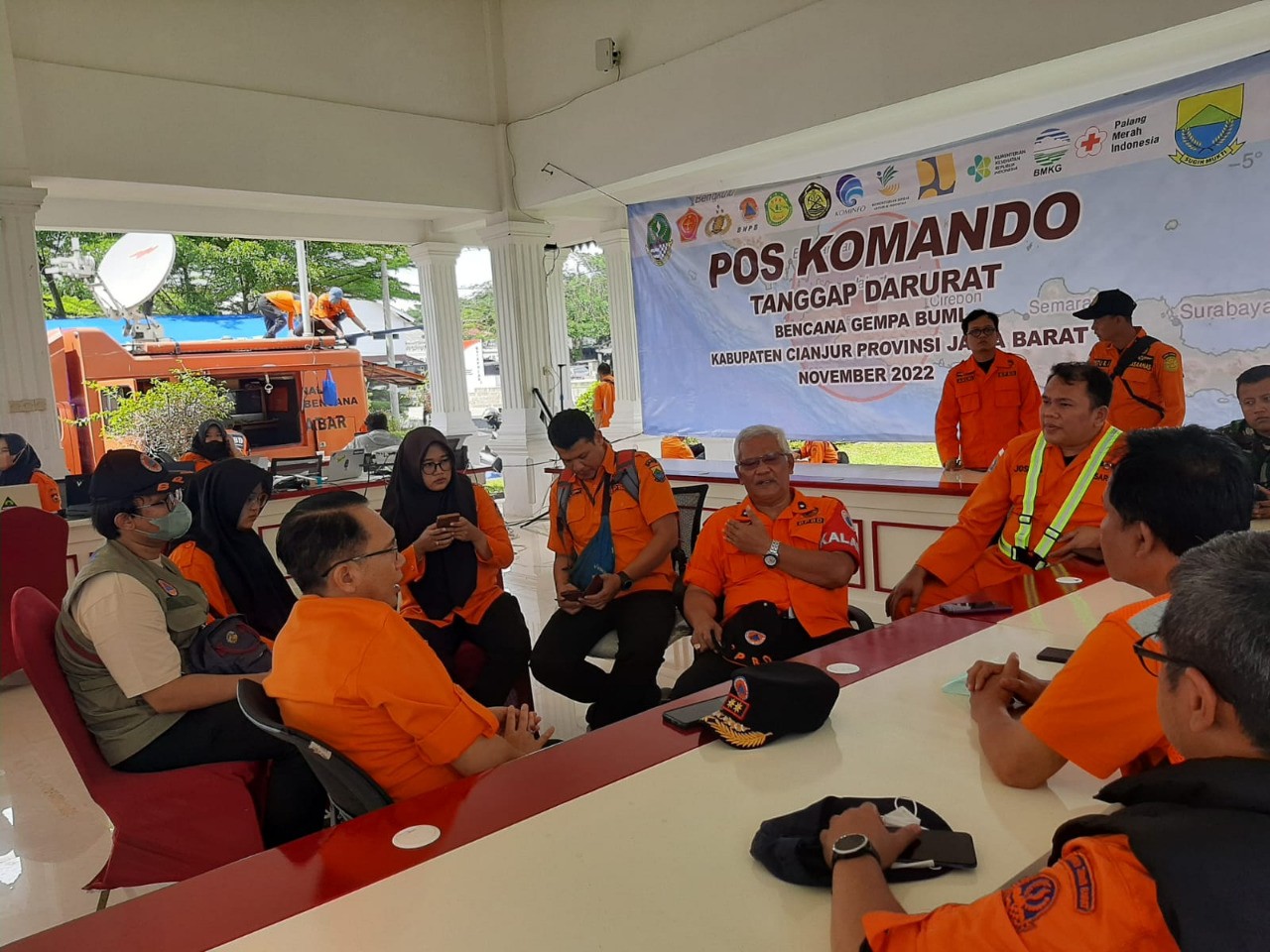 Pj Bupati Bekasi Instruksikan Jajarannya Bantu Korban Gempa Cianjur dan Banjir Rob