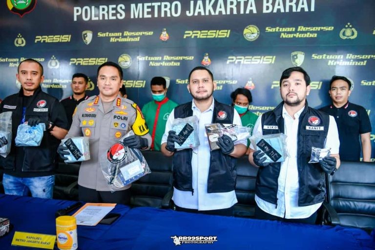 Tangkap Tiga Pengedar Narkoba Jaringan Internasional, Polisi Sita 25 Kg Sabu