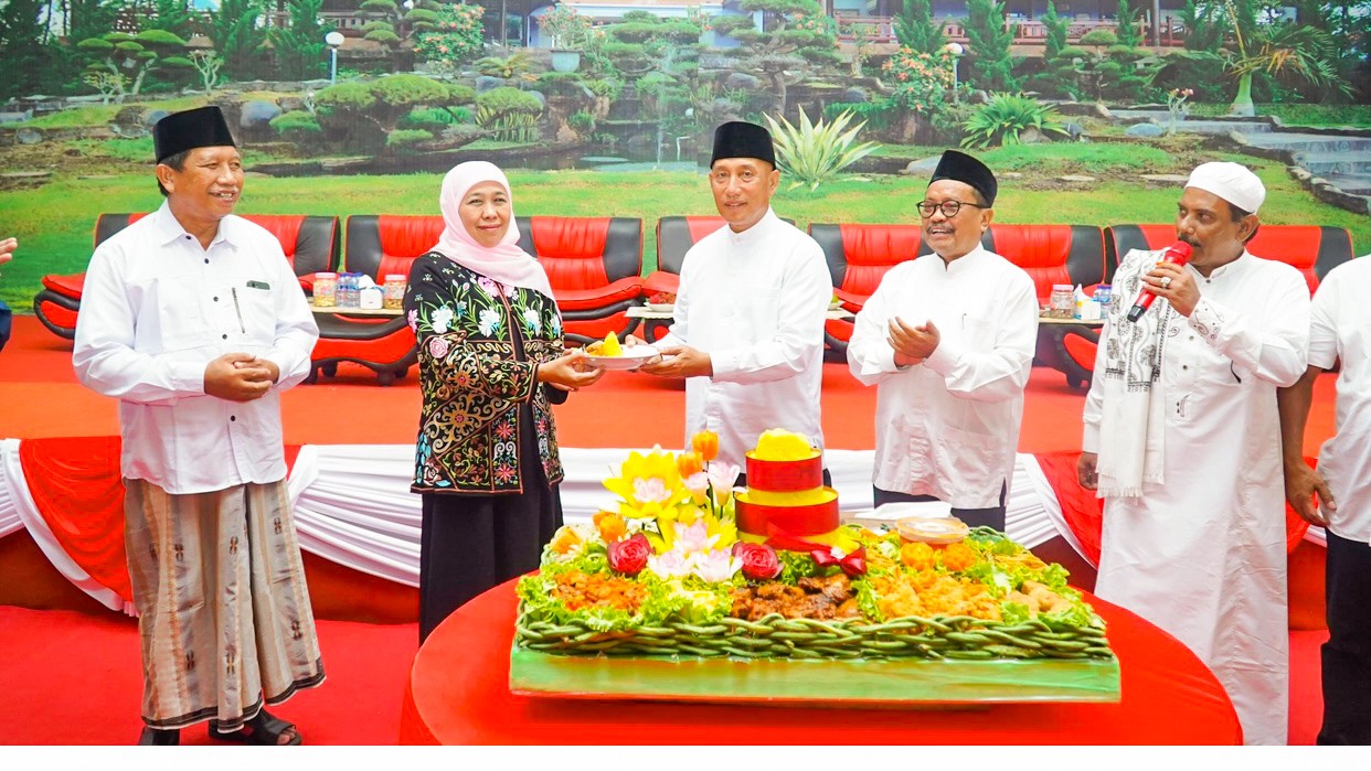 Relawan Lintas Profesi se-Tapal Kuda Deklarasi Dukungan untuk Khofifah Maju Cagub Jatim 2024