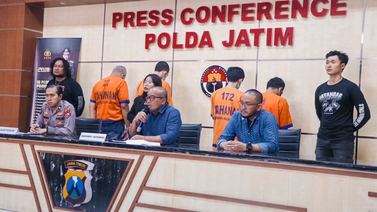 Polda Jatim Berhasil Ungkap Kasus Pencurian Baterai Tower Milik Provider, 4 Tersangka Diamankan
