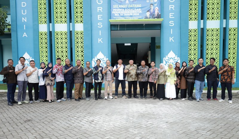 Kunjungi Universitas Sunan Gresik, Wakil Ketua DPR: Prodinya Sangat Adaptif dengan Dunia Kerja  