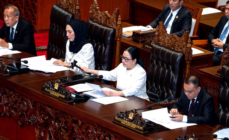 Tutup Masa Sidang DPR, Puan Ingatkan Agar Posisi RI di Board of Peace Tetap Berlandaskan Politik Bebas Aktif