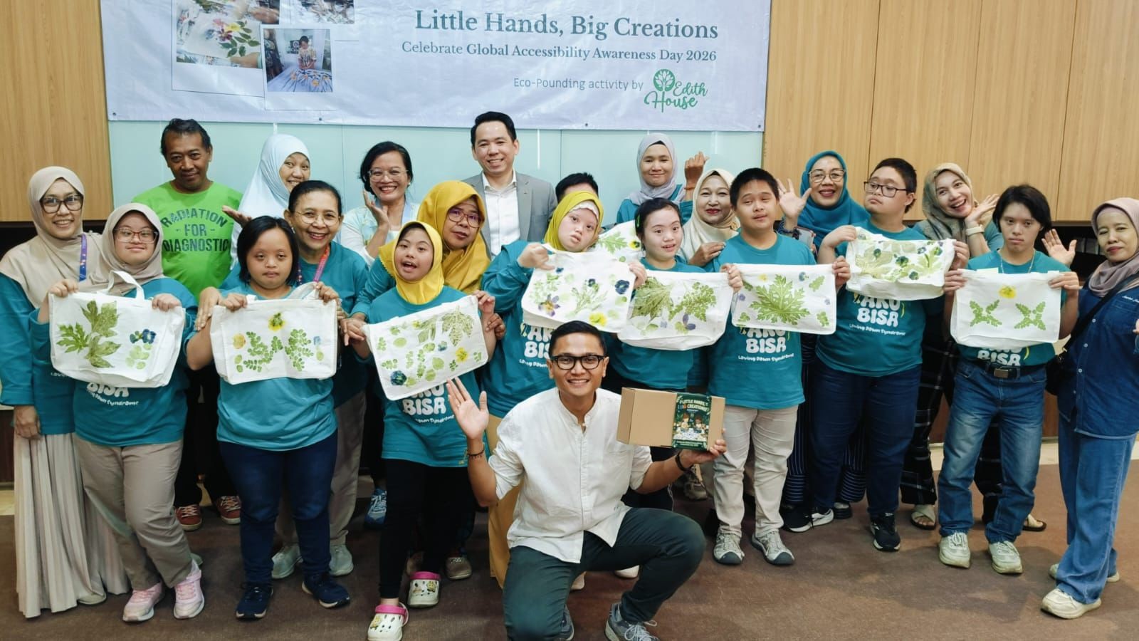 Somerset Berlian Jakarta Ajak Anak Down Syndrome Berkreasi Lewat Eco-Pounding