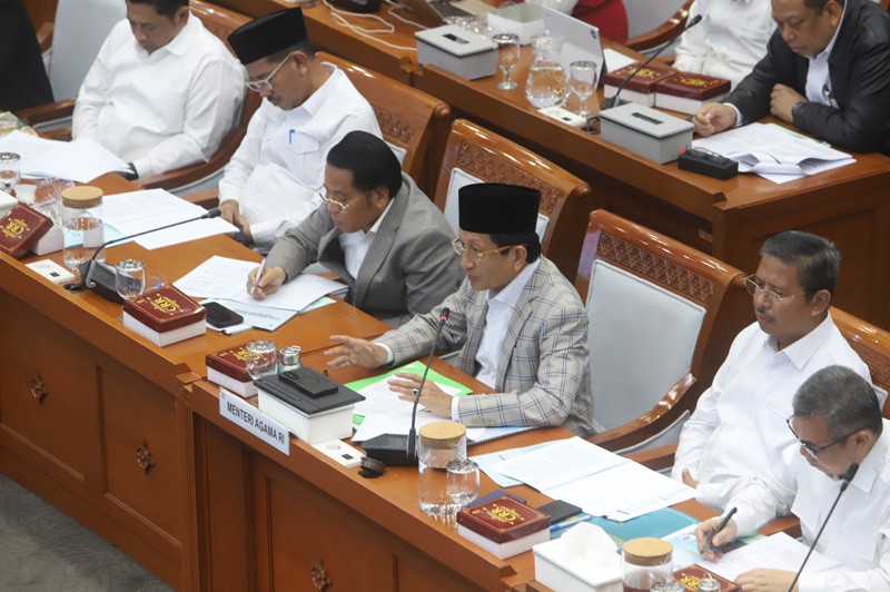 Komisi VIII DPR Raker Dengan Menteri Agama