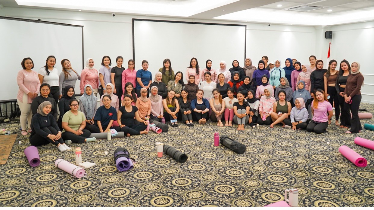 “Candlelight Yoga” Mahalaya The Legacy & Savaya Flow, Gaya Hidup Sehat ala Warga Solo Raya