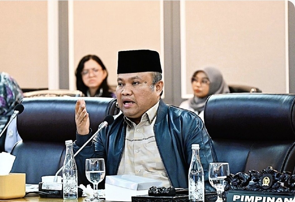 DPR Restui Anggaran Bakom Rp 1,9 Triliun, Sugiat: Approval Rating Prabowo 50 Persen Berarti Gagal