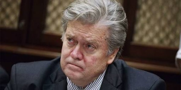 Dianggap Ancam Pluralisme, Presiden Amerika Donald Trump Pecat Pembantu Terdekatnya Steven Bannon