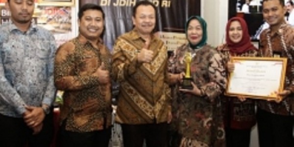 DPD RI Peroleh JDIH Peringkat Terbaik II Tingkat Lembaga Negara Se-Indonesia