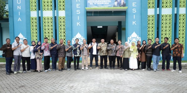 Kunjungi Universitas Sunan Gresik, Wakil Ketua DPR: Prodinya Sangat Adaptif dengan Dunia Kerja  