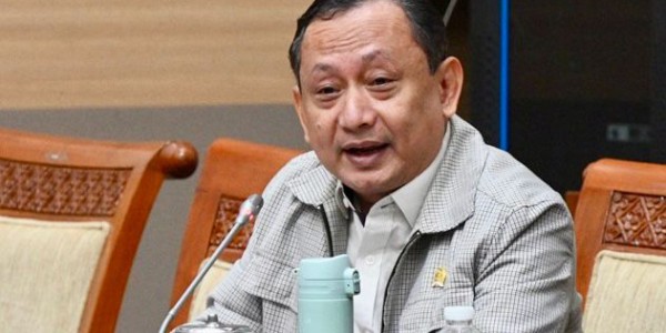 DPR Minta Isu Vape Pintu Masuk Narkoba Jangan Dibiarkan Menggelinding Liar