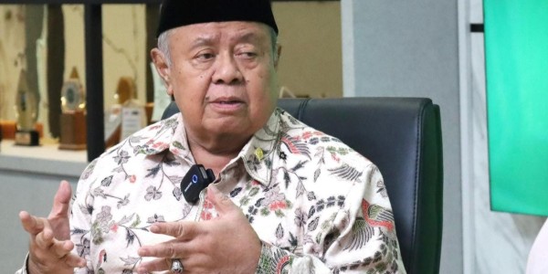 Hukum Pidana Membayangi Ruang Pendidikan, DPR: Guru Harus Mendidik Tanpa Rasa Takut