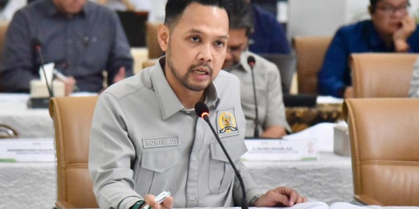 BUMN Energi Diuji Konflik AS-Iran, DPR: Mitigasi Harus Serius, Jangan Setengah Hati!