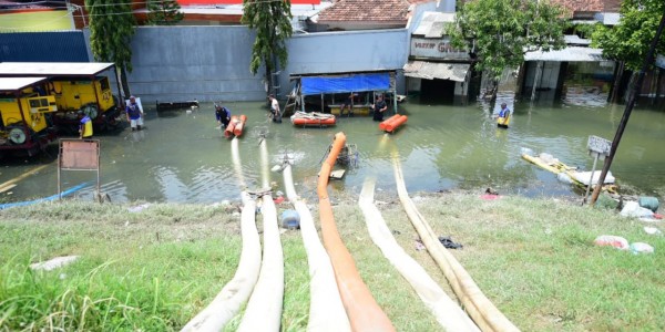 Atasi Banjir Demak Kudus Basuki Perbaikan Darurat Tanggul Sungai