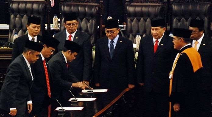Zulhasan Ajak Tiga Pimpinan MPR Baru Perkuat Pancasila