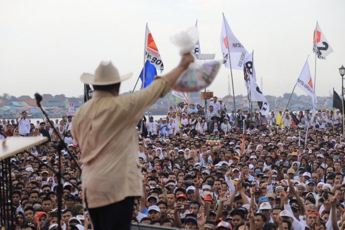 Dapat Dana Perjuangan, Prabowo Janji Bakal Mengabdi Kepada Rakyat