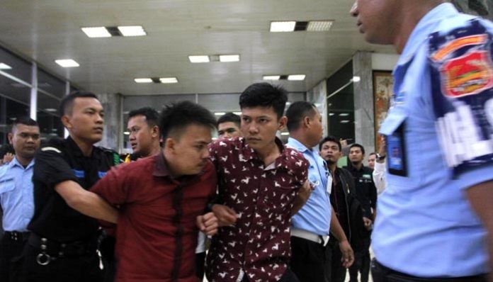 Baru Tiga Hari, Bamsoet Didemo Mundur