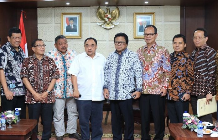 Dikunjungi Pengurus PWI, OSO: PWI Harus Bermartabat Dan Buat Pers Lebih Baik