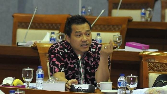 Komisi X DPR Tanggapi Wacana Impor Dosen Asing