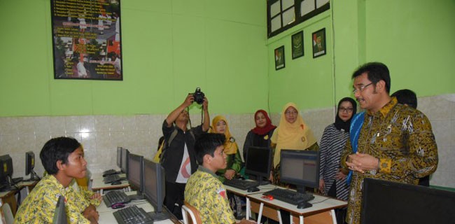 Komisi X Apresiasi Kesiapan Kota Surabaya Hadapi UNBK