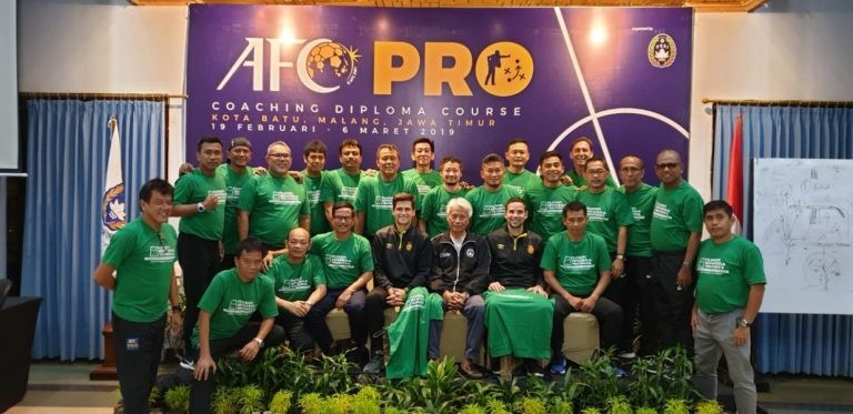 Instruktur Pelatih Fisik Spanyol Tempa Pelatih AFC Pro