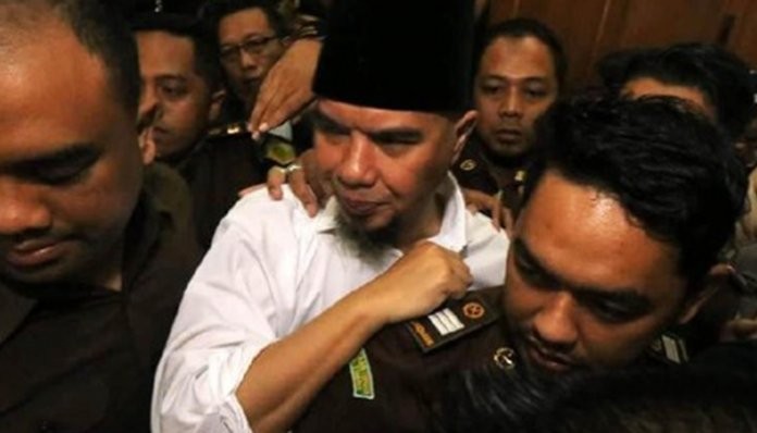 Ahmad Dhani Sakit Sampai Harus Diinfus