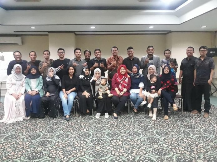 Berbeda!! Tahun Sebelumnya dengan Yatim Piatu, Kini JPE Unesa Peduli Anak Kanker