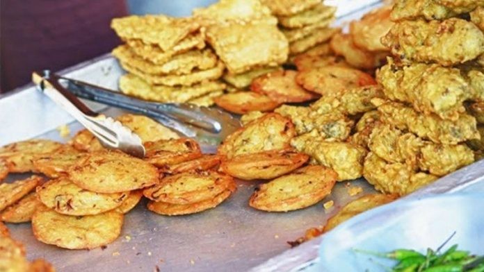 Kiat Puasa Tak Lemas, Disarankan Hindari Makanan Ini Saat Sahur