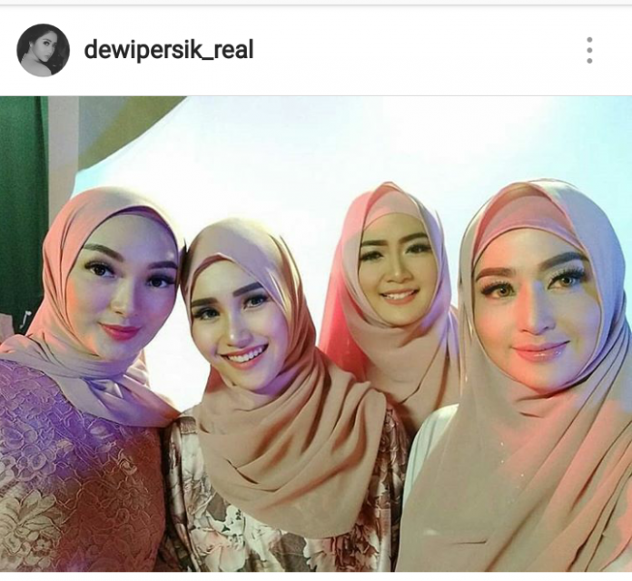 Sering Tampil Seksi, Dewi Persik dan Gotik Akhirnya Berhijab