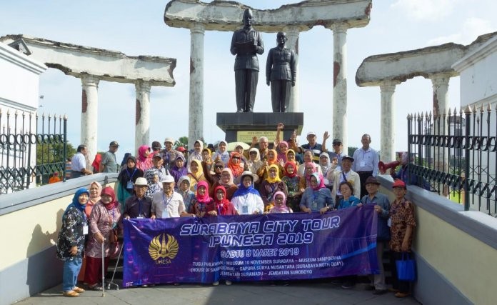 Ikatan Pensiunan Unesa Lakukan Surabaya City Tour 2019