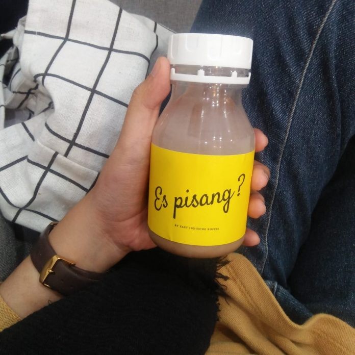 Perpaduan Susu Stroberi dan Cokelat Jadi Es Pisang