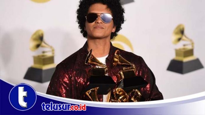 Bruno Mars Borong Penghargaan Grammy