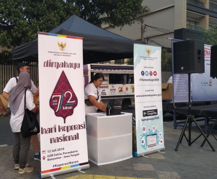 Peringatan Harkopnas ke-72 Meriahkan Car Free Day di Jakarta