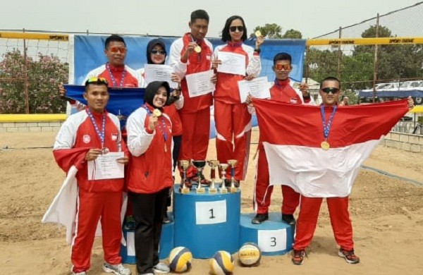 Di Lebanon, Satgas Indobatt XXIII-M Sapu Bersih Medali Emas Unifil Bola Voli Pantai