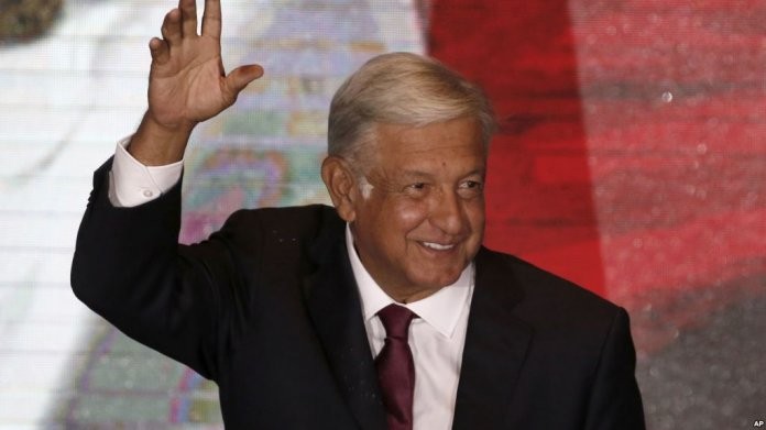 Ribuan Demontran di Meksiko Tuntut Presiden AMLO Lengser