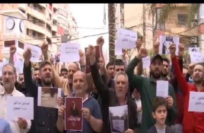 Jamaah Shalat Jumat Lebanon Kecam Arab Saudi Eksekusi 37 Warganya