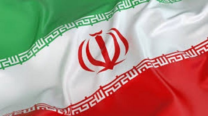 Iran Unjuk Kekuatan “skala besar” di Selat Hormuz