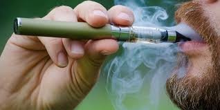 Vape Hentikan Penurunan Tingkat Merokok Tembakau oleh Remaja Amerika