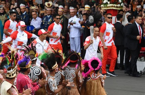 Api Obor Asian Games Bukan Sembarang Api, Kok Bisa Mati Di Tangan Jokowi