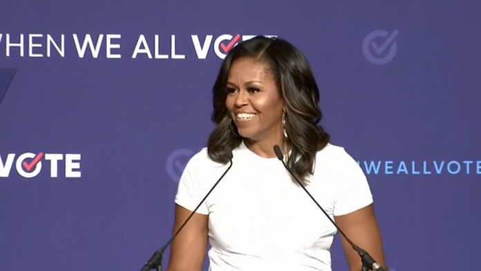 Rilis Memoar, Michelle Obama Tak Akan Pernah Memaafkan Trump